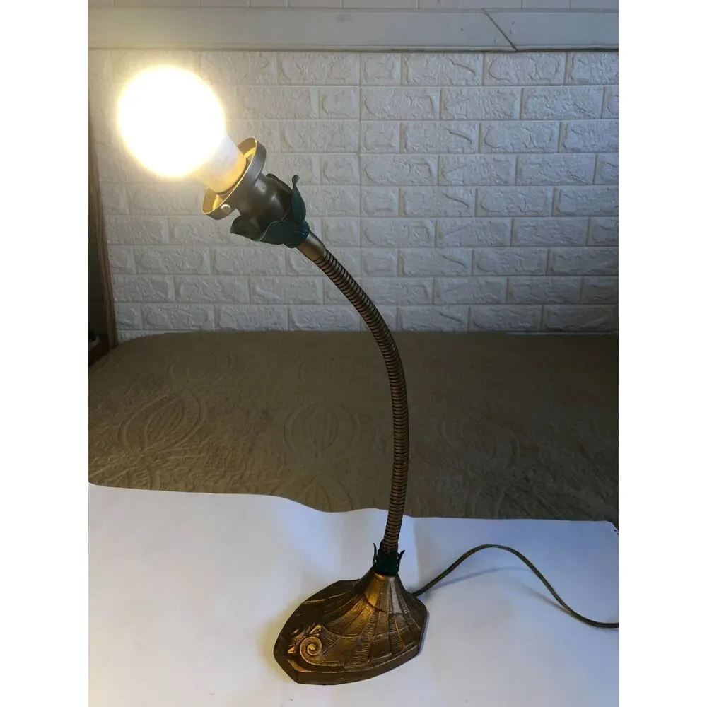 Vtg Faries D950 Industrial Desk Table Lamp Cast Iron Fan Shell Base Art Deco